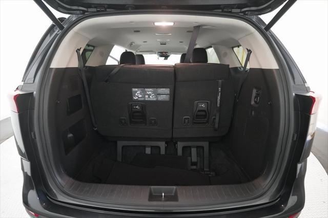 used 2024 Kia Carnival car, priced at $37,900