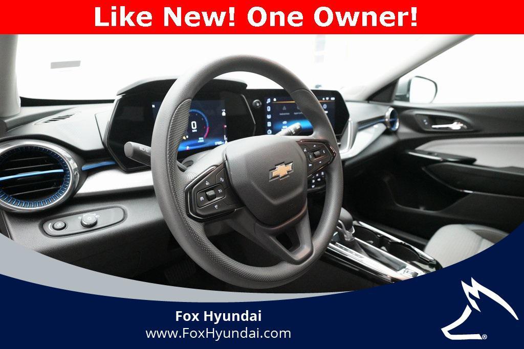 used 2025 Chevrolet Trax car, priced at $22,200