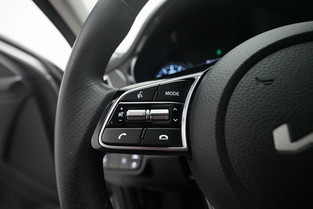 used 2023 Kia Seltos car, priced at $22,800