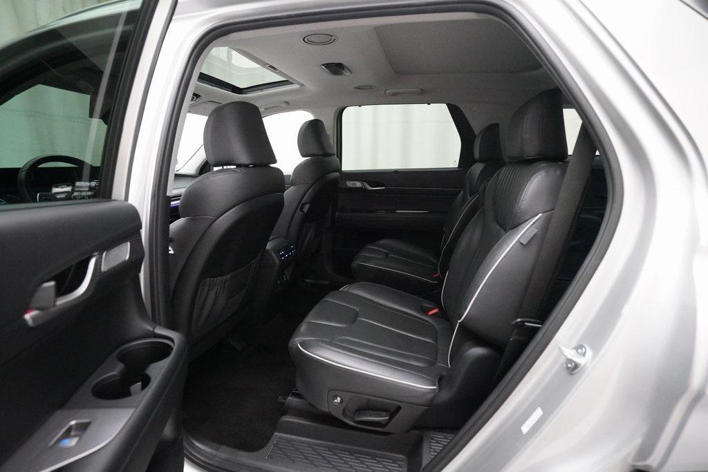used 2024 Hyundai Palisade car, priced at $37,000