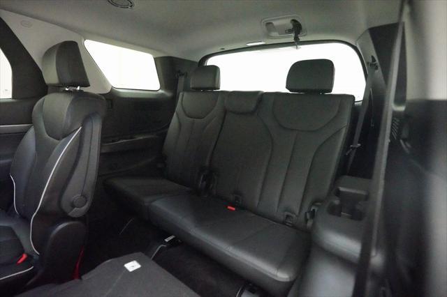 used 2025 Hyundai Palisade car, priced at $39,200