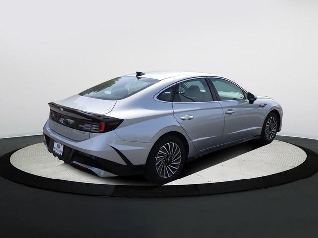 new 2024 Hyundai Sonata Hybrid car, priced at $32,535