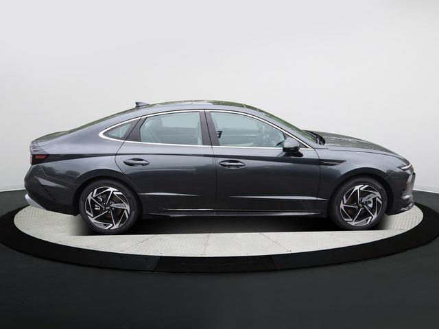 new 2024 Hyundai Sonata car, priced at $32,260