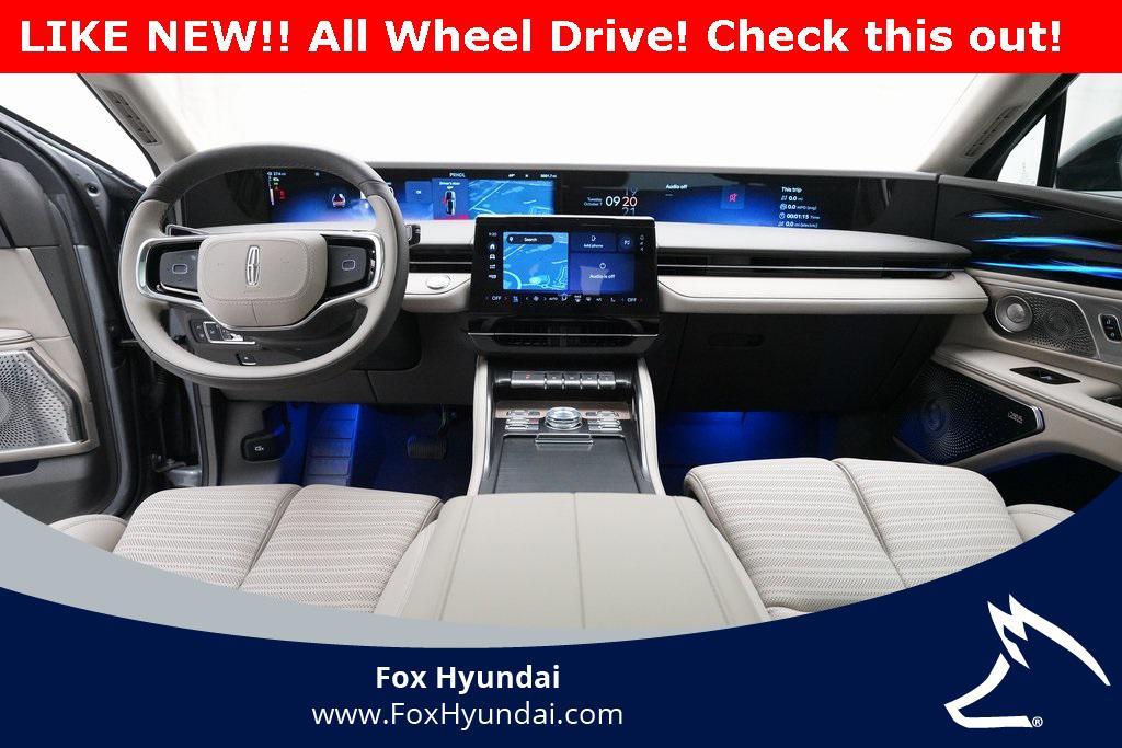 used 2025 Lincoln Nautilus car, priced at $56,900