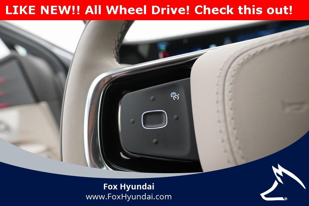 used 2025 Lincoln Nautilus car, priced at $56,900