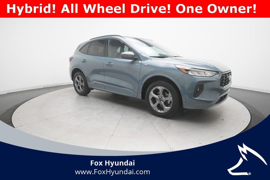 used 2023 Ford Escape car, priced at $25,900