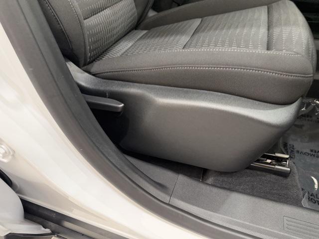 new 2025 Chevrolet Equinox car, priced at $26,300