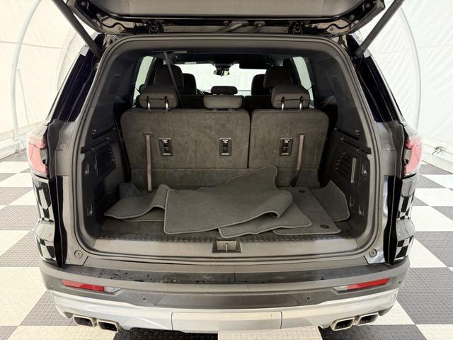used 2025 GMC Acadia car, priced at $34,900