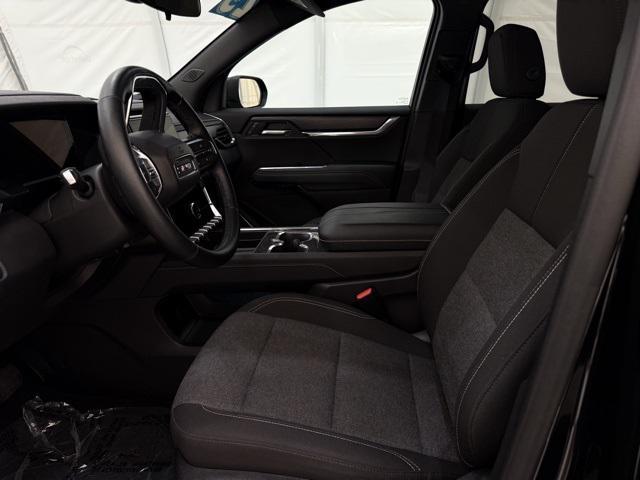 used 2025 GMC Acadia car, priced at $34,900