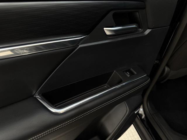 used 2025 GMC Acadia car, priced at $34,900