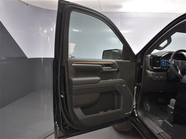 new 2024 Chevrolet Silverado 1500 car, priced at $51,950