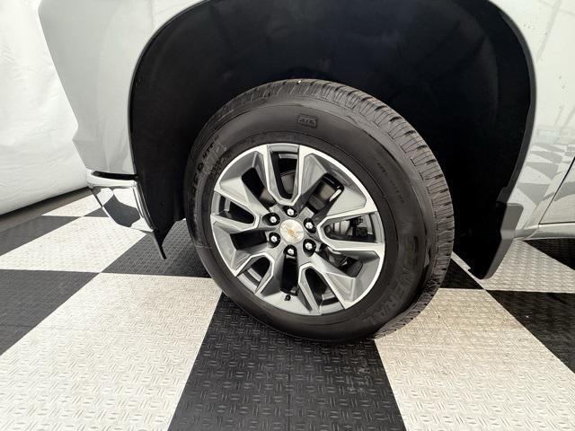 new 2025 Chevrolet Silverado 1500 car, priced at $43,400