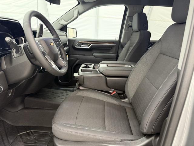 new 2025 Chevrolet Silverado 1500 car, priced at $43,400