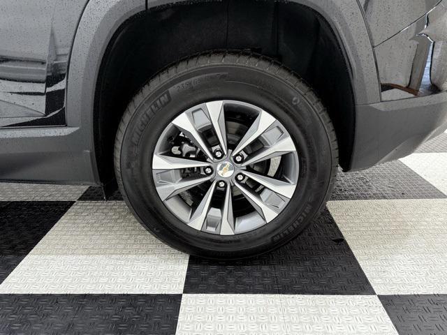 new 2026 Chevrolet Equinox car, priced at $27,490