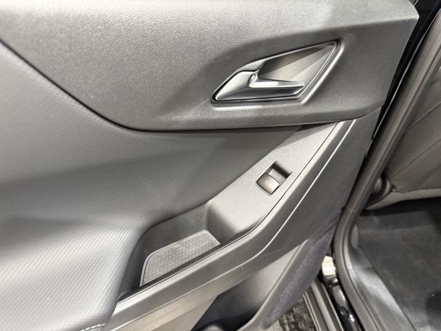 new 2026 Chevrolet Equinox car, priced at $27,490