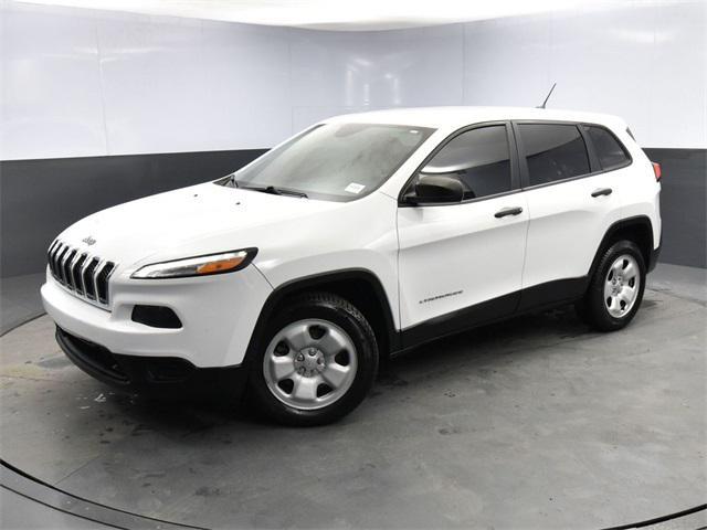 used 2016 Jeep Cherokee car, priced at $13,490