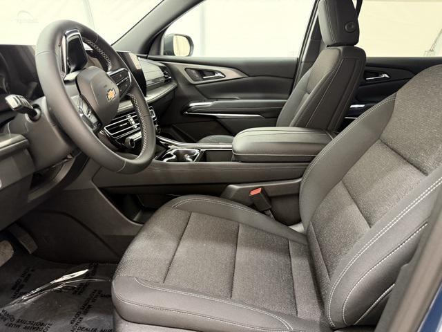 new 2026 Chevrolet Traverse car, priced at $45,490