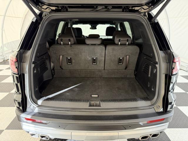 used 2025 GMC Acadia car, priced at $35,440