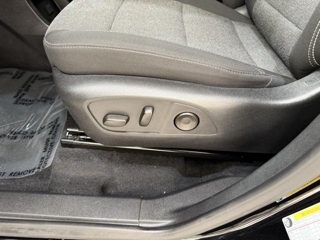 used 2025 GMC Acadia car, priced at $35,440