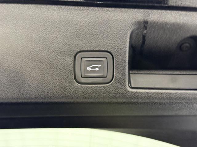 used 2025 Chevrolet Equinox EV car, priced at $25,990