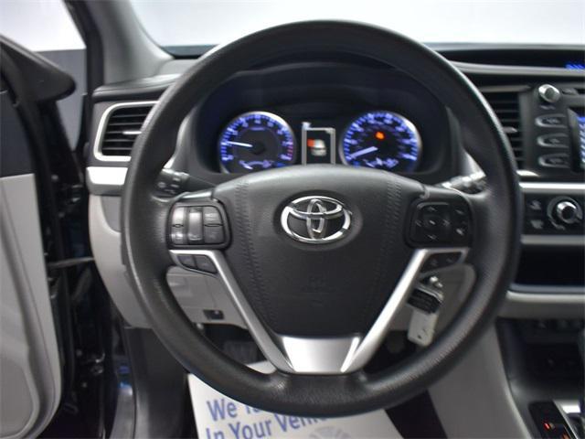 used 2019 Toyota Highlander car, priced at $25,990