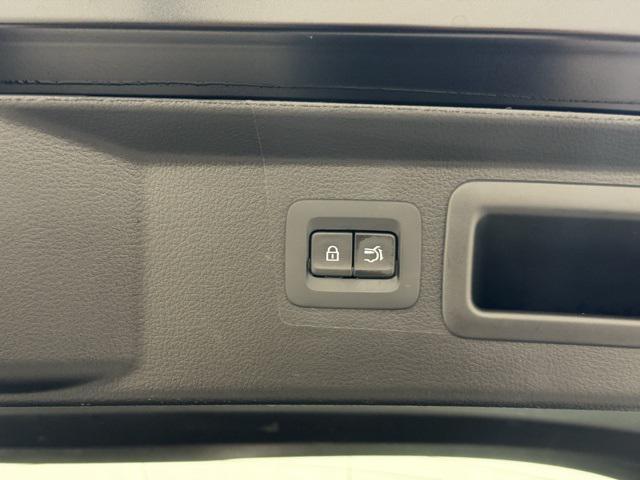 used 2025 Mazda CX-50 car, priced at $29,990