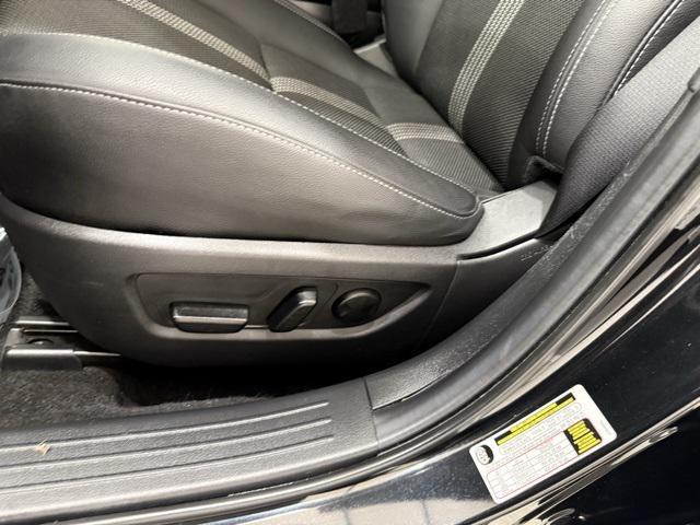 used 2025 Mazda CX-50 car, priced at $29,990