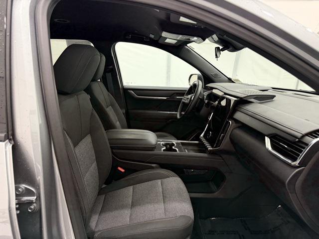 used 2025 GMC Acadia car, priced at $36,990