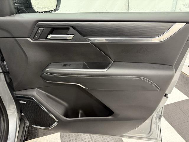 used 2025 GMC Acadia car, priced at $36,990