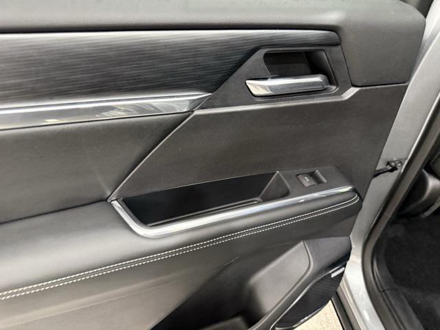 used 2025 GMC Acadia car, priced at $36,990