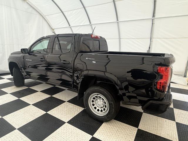 new 2025 Chevrolet Colorado car, priced at $30,400