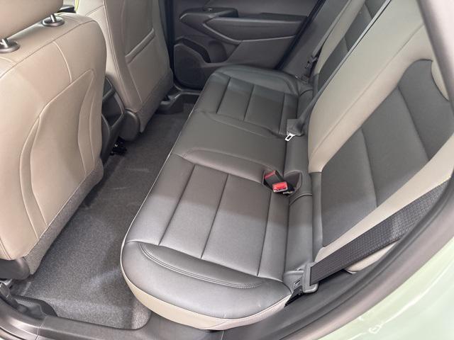 new 2025 Chevrolet Trax car, priced at $31,190