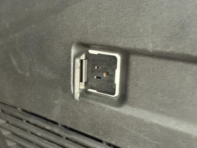 used 2021 GMC Yukon XL car, priced at $35,400