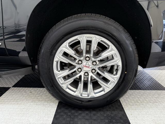 used 2021 GMC Yukon XL car, priced at $35,400
