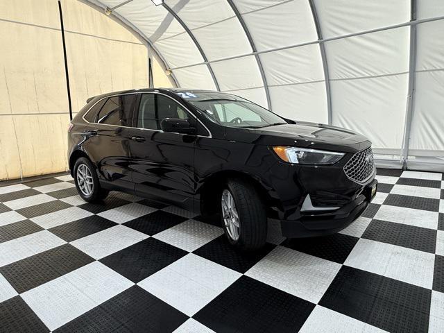 used 2024 Ford Edge car, priced at $21,400