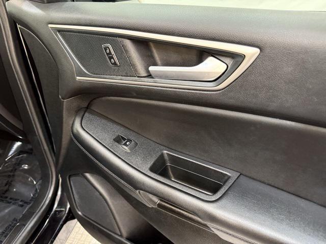 used 2024 Ford Edge car, priced at $21,400