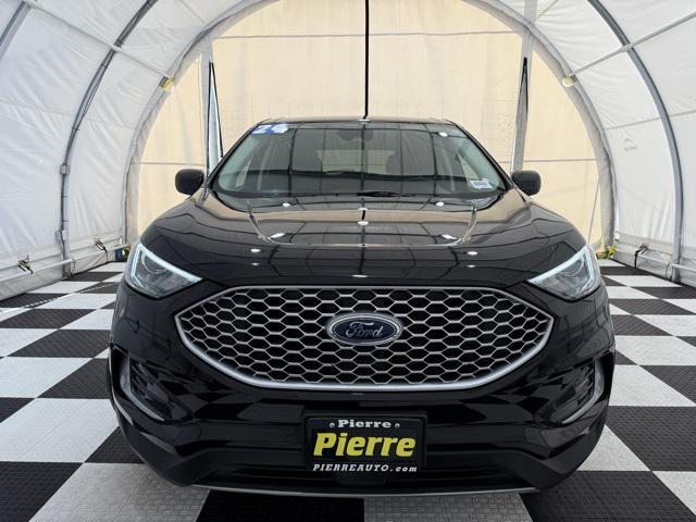used 2024 Ford Edge car, priced at $21,400