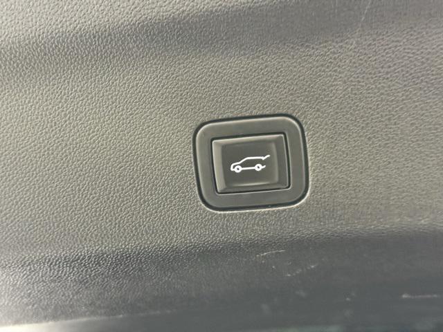 used 2023 Chevrolet Tahoe car, priced at $40,500