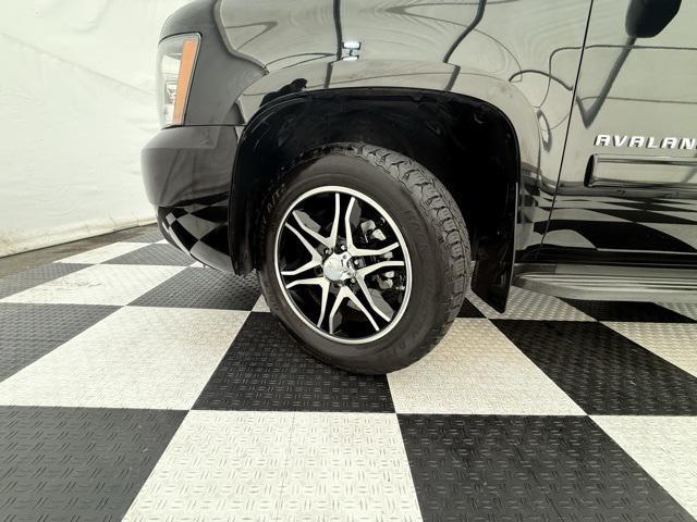 used 2013 Chevrolet Avalanche car, priced at $18,440
