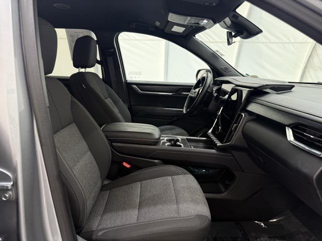 used 2025 GMC Acadia car, priced at $36,300