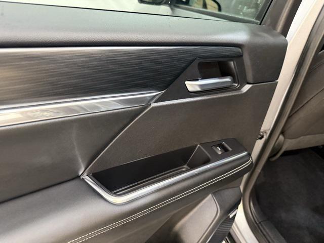 used 2025 GMC Acadia car, priced at $36,300