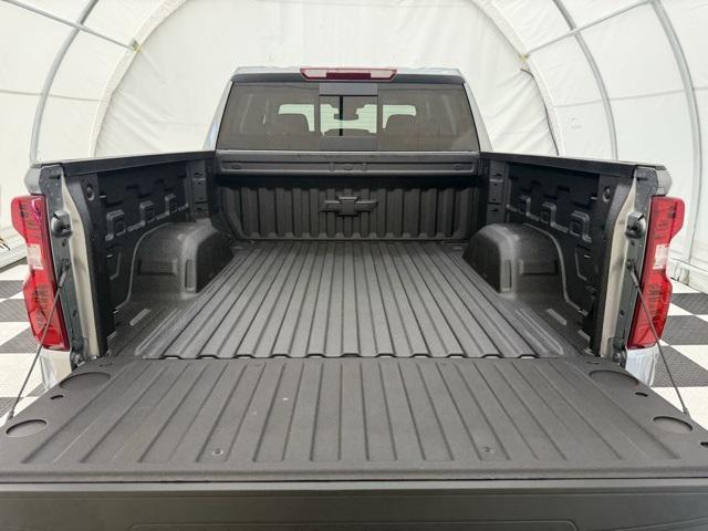 new 2025 Chevrolet Silverado 1500 car, priced at $42,990