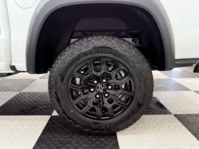 new 2026 Chevrolet Colorado car, priced at $36,990