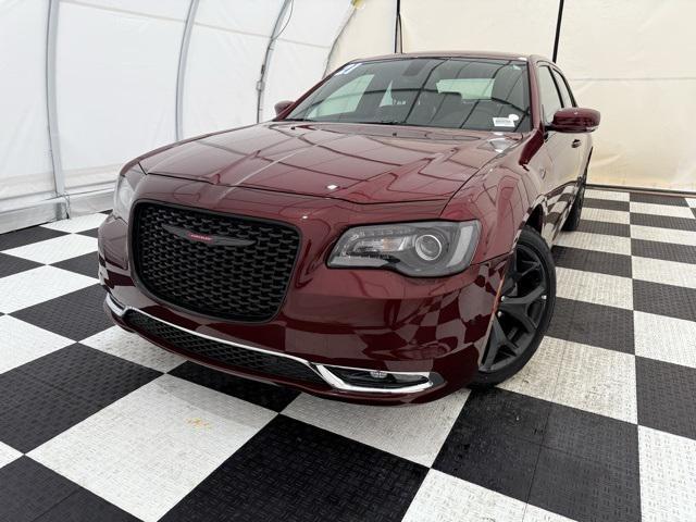 used 2021 Chrysler 300 car, priced at $25,990