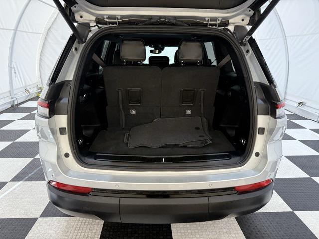 used 2024 Jeep Grand Cherokee L car, priced at $29,990