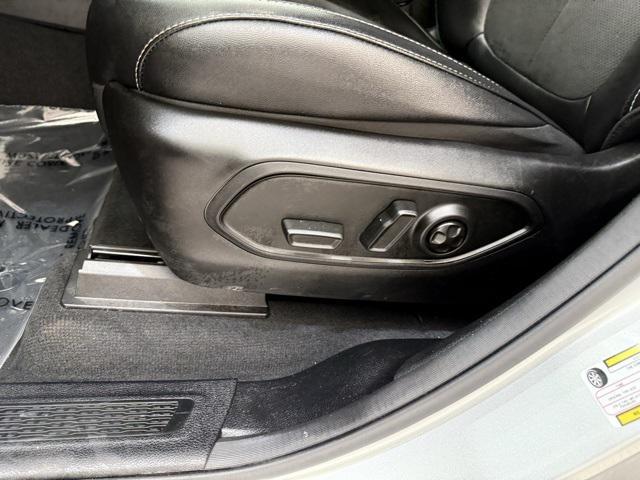 used 2024 Jeep Grand Cherokee L car, priced at $29,990