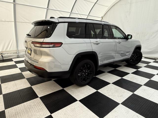 used 2024 Jeep Grand Cherokee L car, priced at $29,990