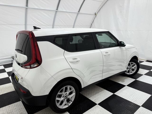 used 2020 Kia Soul car, priced at $15,490