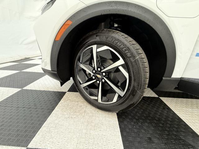 new 2026 Chevrolet Equinox EV car, priced at $26,990