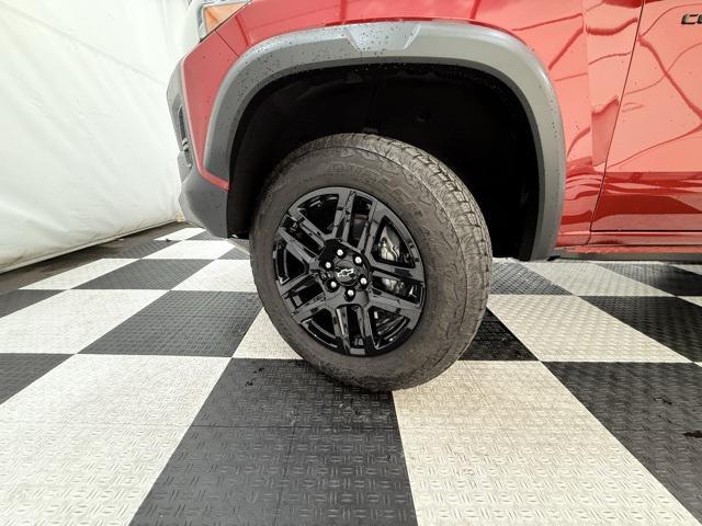 new 2025 Chevrolet Colorado car, priced at $38,990